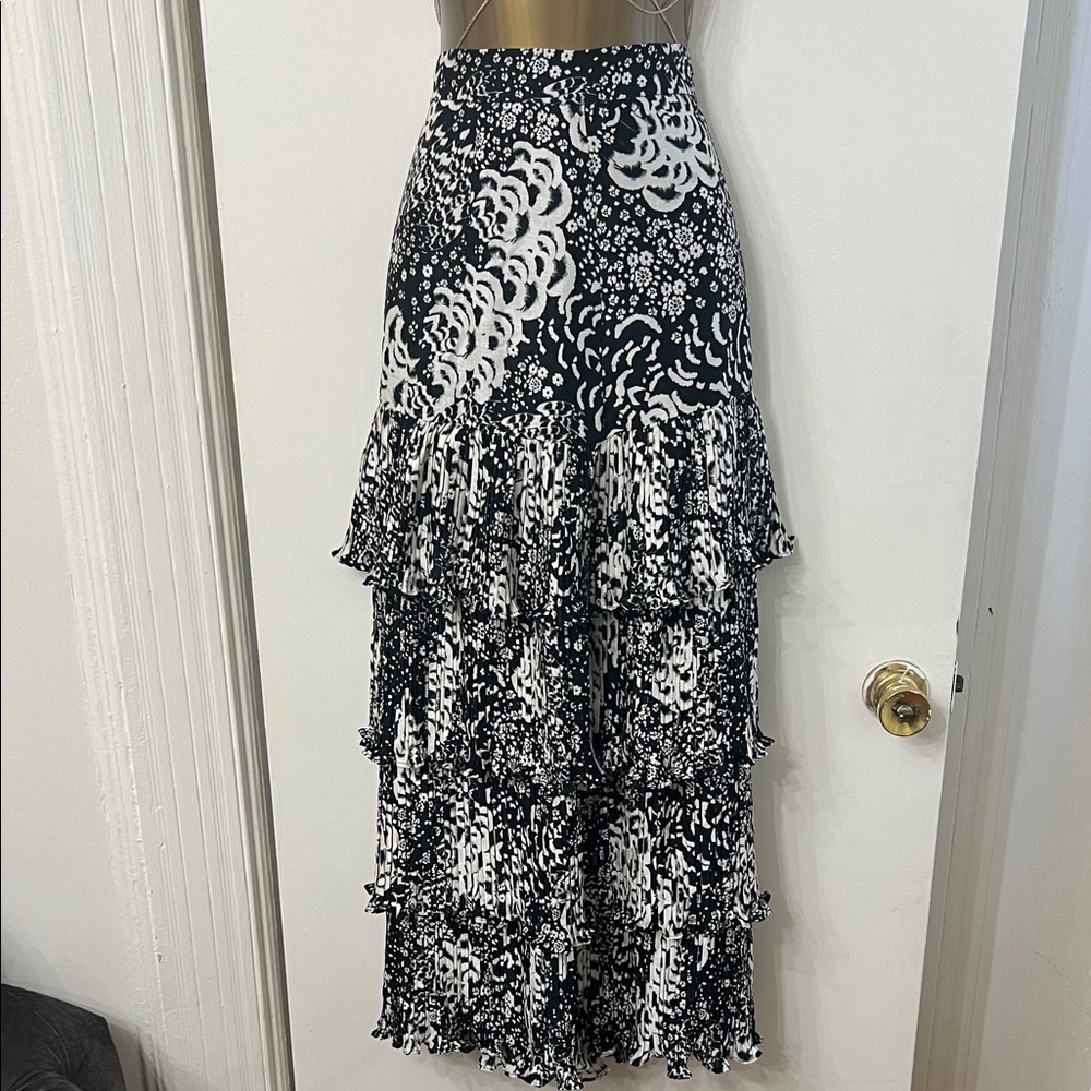 Zara Black and White Patterned Maxi Skirt